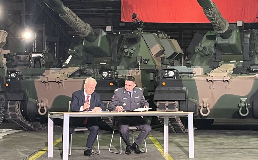 Polşa K9 haubitsası üçün 2 milyard dollara 250 müşayiət maşını alacaq
