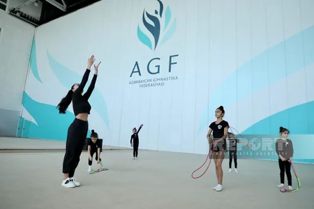Şəmkir və Sumqayıtın bədii gimnastları Bakıda təlim-məşq toplanışı keçirlər