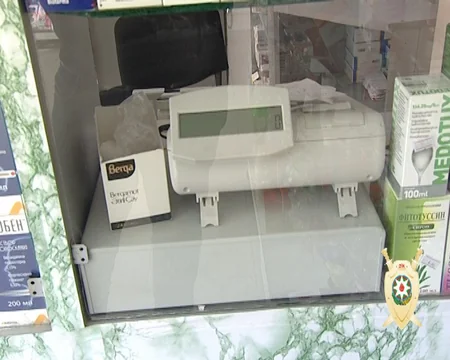 Bakıda aptekə basqın olub