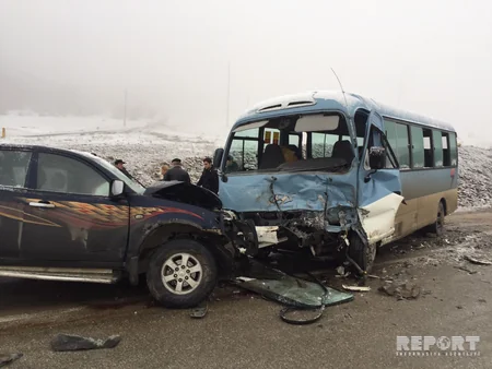 Qusarda sərnişin avtobusu qəzaya düşüb, 10-dan çox yaralı var - FOTO - YENİLƏNİB