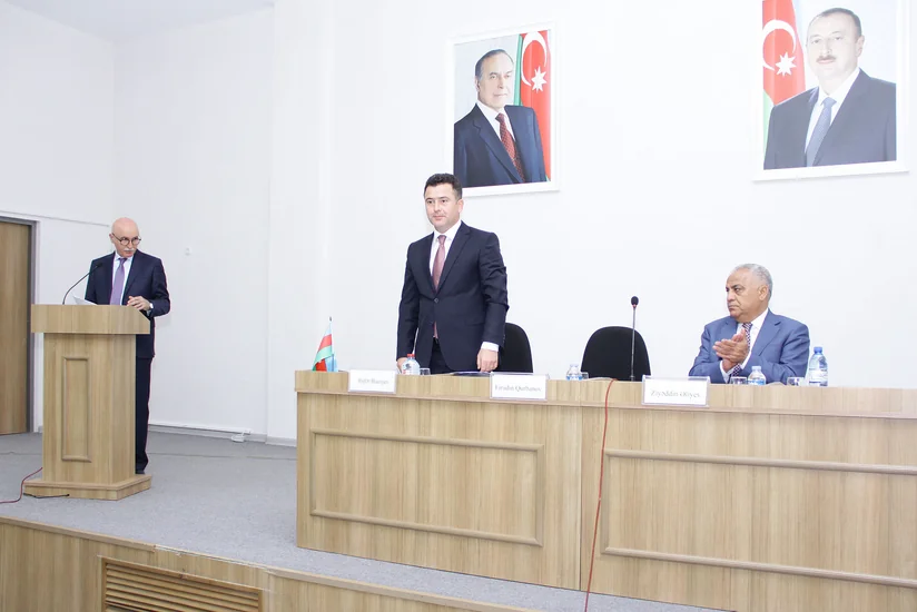 Quba-Xaçmaz Regional Təhsil İdarəsinin müdirinin təqdimatı olub