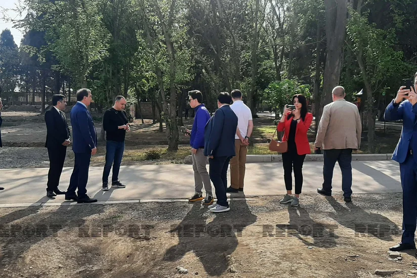 Представители СМИ и общественности Казахстана находятся в Гяндже