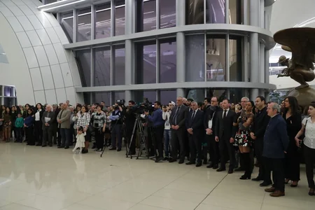 Heydər Əliyev Mərkəzində fransız heykəltəraş Mauro Kordanın sərgisi açılıb