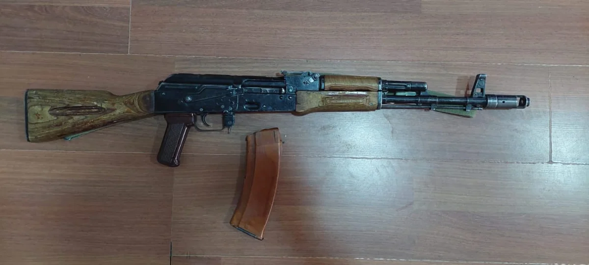 Beyləqanda saxlanılanlardan 5 kq narkotik və avtomat aşkarlanıb