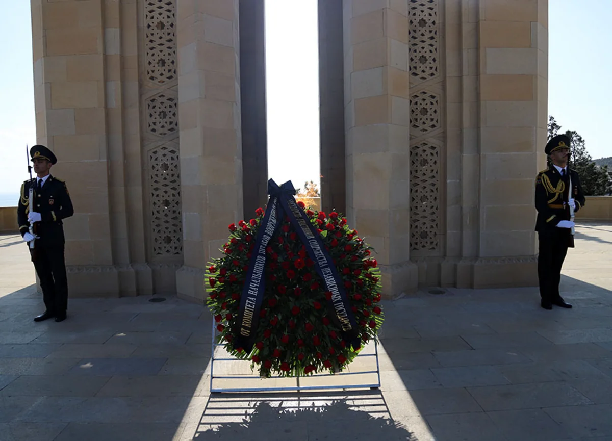 CIS military delegations visit Alley of Martyrs 