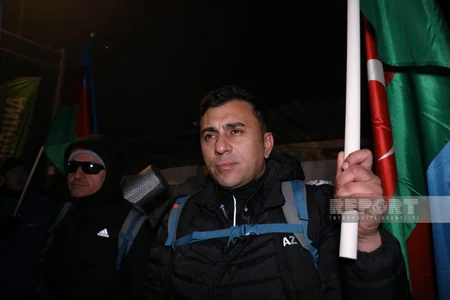 Акция на дороге Ханкенди-Лачын продолжается и в вечернее время