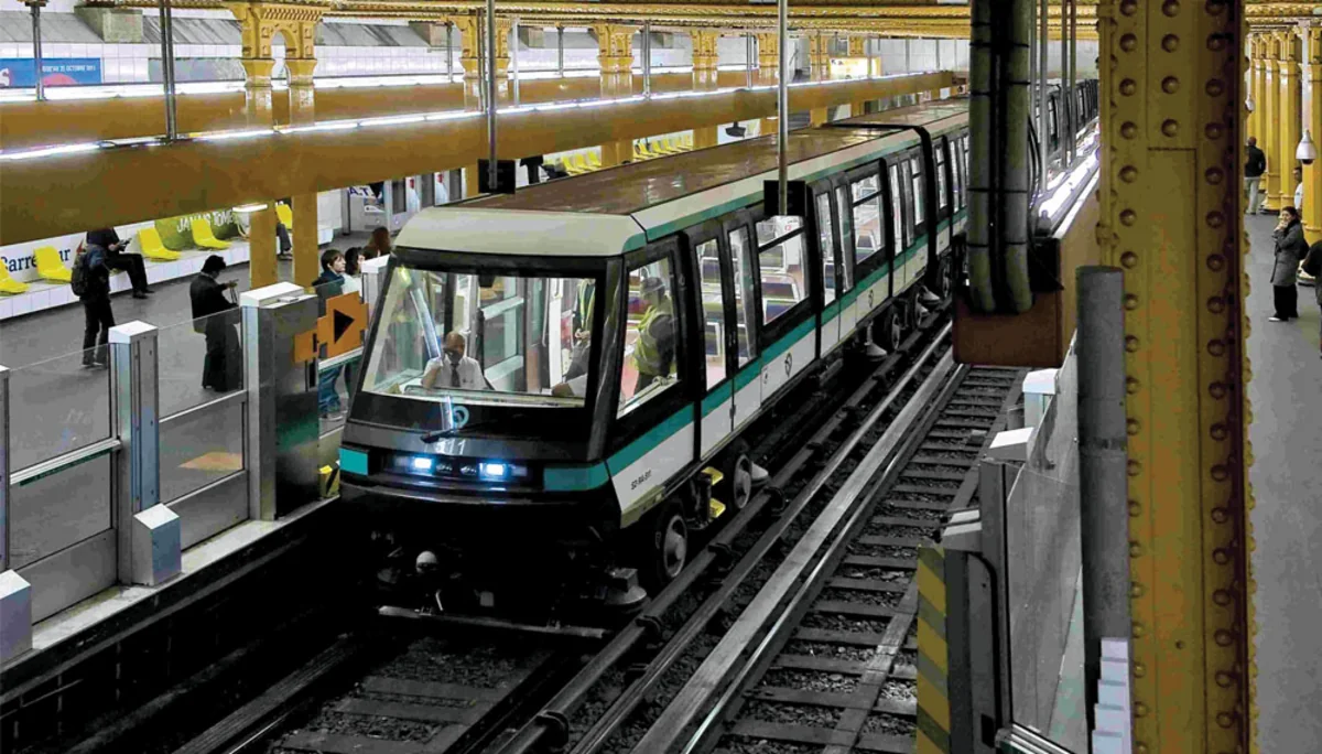 Azərbaycan Fransadan yeni metro qatarları ala bilər