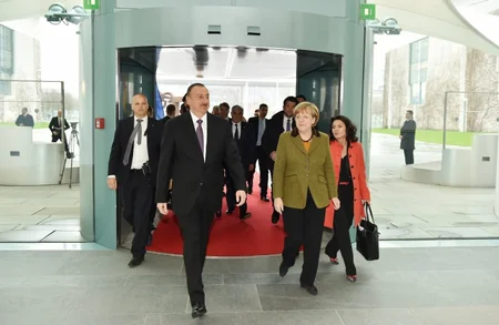 ​Prezident İlham Əliyev Almaniya kansleri Angela Merkel ilə görüşüb