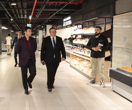 Rahat Gourmet Marketin 100-cü filialı Crescent MALLda fəaliyyətə başlayıb