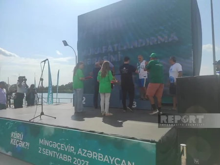 Kürü keçək?! açıq suda üzmə yarışının mükafatlandırma mərasimi keçirilib