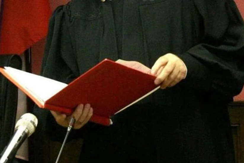 Bakıda bir neçə cinayət törədən dəstə üzvlərinə hökm oxunub