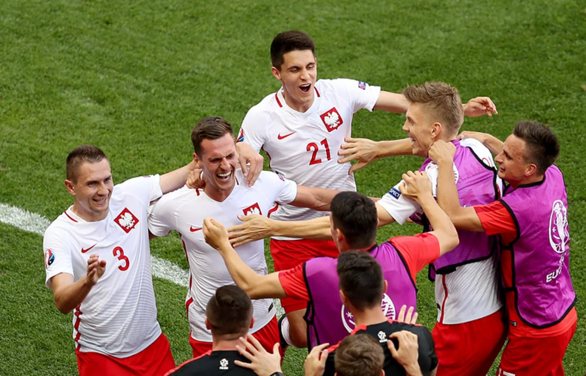 ​AVRO-2016: Polşa Şimali İrlandiyanı məğlub edib - 1:0