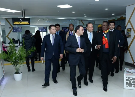 Zimbabve Prezidenti 5 saylı “ASAN xidmət” mərkəzi ilə tanış olub