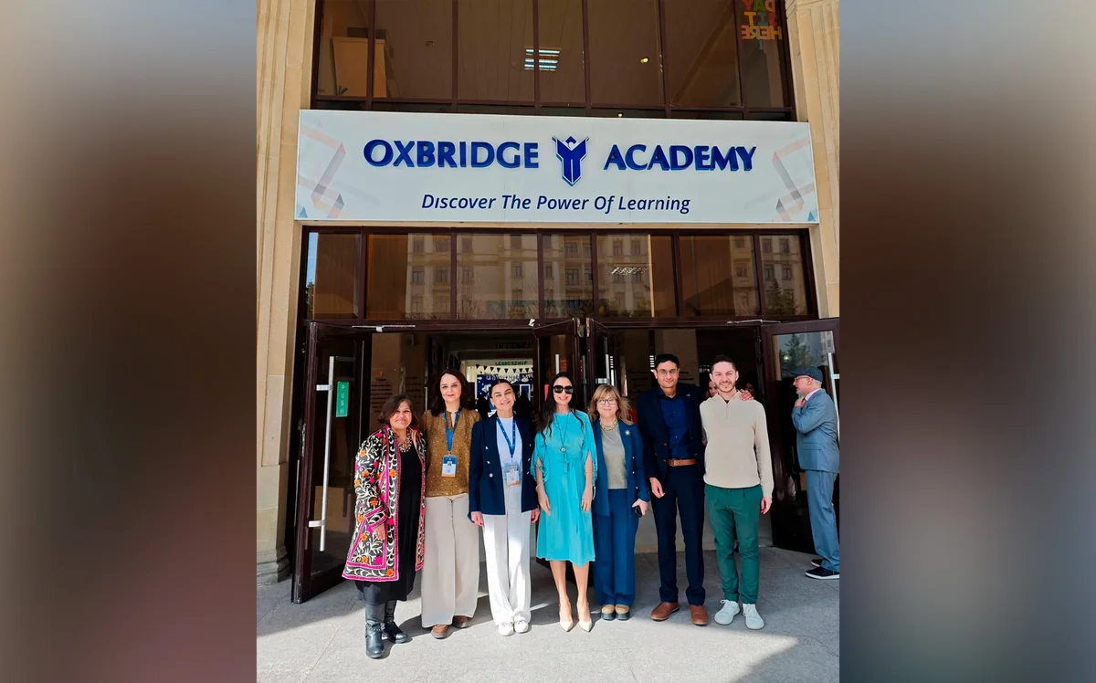 Leyla Əliyeva  Oxbridge Baku Akademiyasında olub
