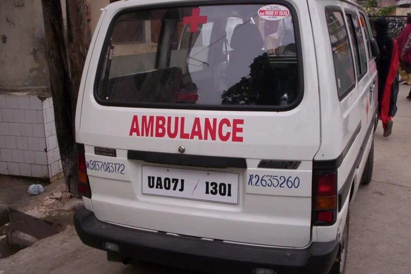 Hindistanda ağır yol qəzasında 15 nəfər ölüb