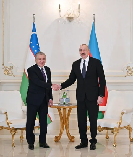 Azərbaycan Prezidenti İlham Əliyev Özbəkistan Prezidenti Şavkat Mirziyoyev ilə görüşüb - YENİLƏNİB