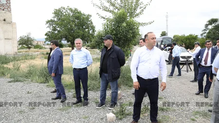 Журналисты посетили Джума-мечеть в Агдаме