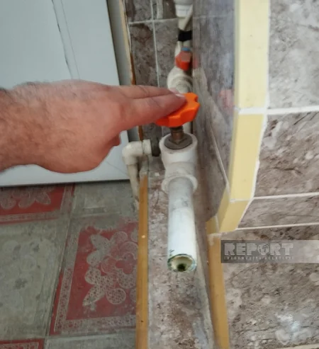 Şəmkirin Kür qəsəbəsində 200-ə yaxın ailə su problemi yaşayır