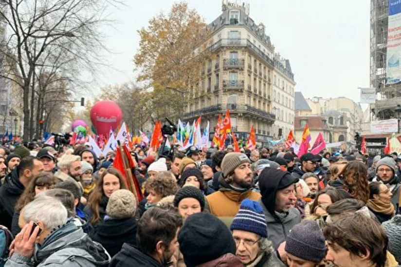 В Париже началась акция против пенсионной реформы