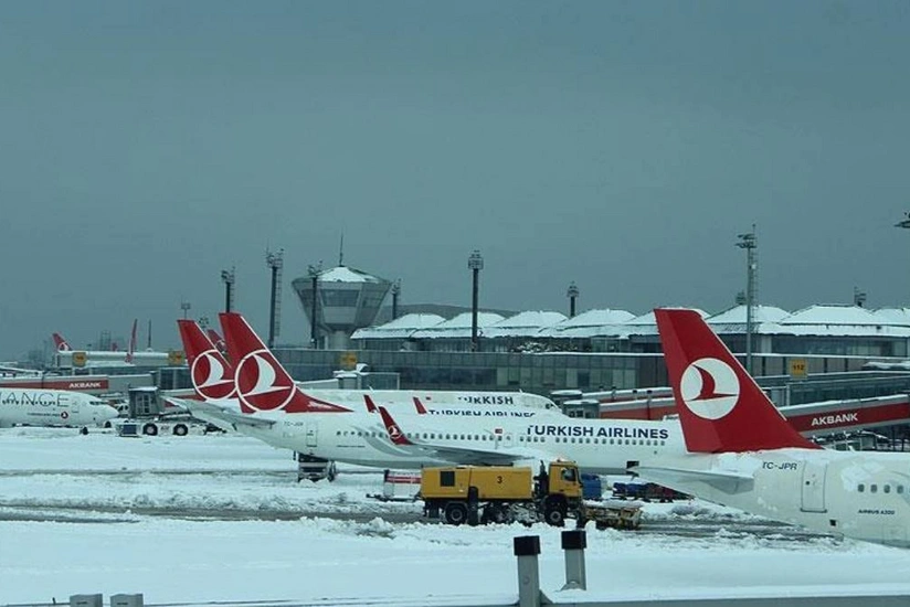 İstanbul hava limanında uçuşlar təxirə salınıb