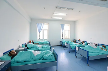 Supreme Commander-in-Chief Ilham Aliyev visits wounded servicemen at Central Military Clinical Hospital