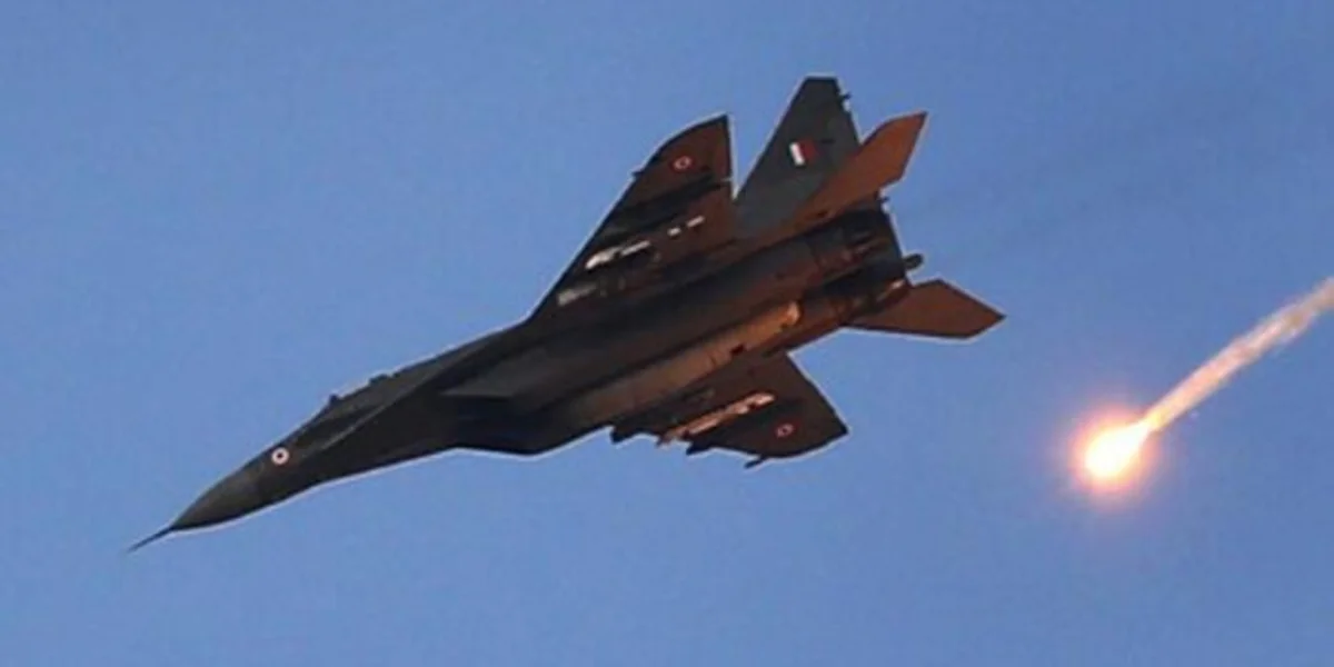 Пилот одного из разбившихся в Индии истребителей погиб