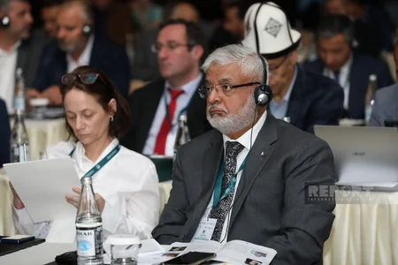 Bakıda “İslamofobiya diqqət mərkəzində: Qərəzin ifşası, stiqmaların dağıdılması” mövzusunda beynəlxalq elmi konfrans başa çatıb - YENİLƏNİB