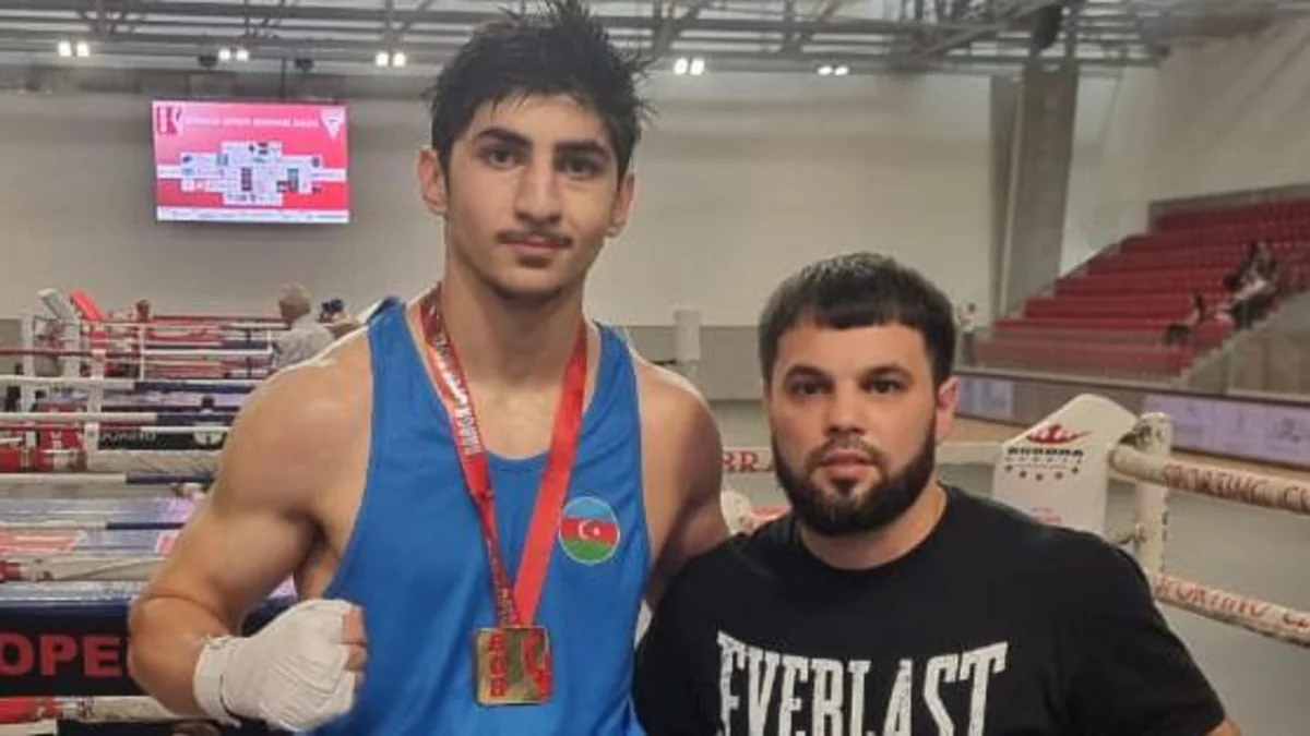 Azərbaycan boksçusu Portuqaliyada qızıl medal qazanıb