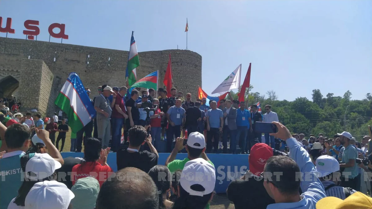 Mədət Quliyev Şuşadakı ilk beynəlxalq turnirin qalibinə ev bağışlayıb