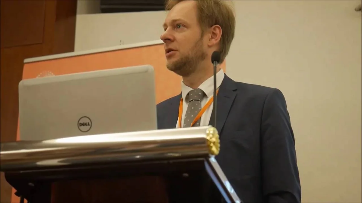 Ekspert: OPEC-in qərarı neft bazarını sabitləşdirəcək