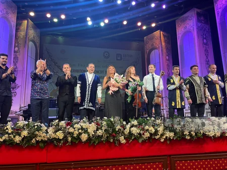 Batumidə Heydər Əliyevin 100 illik yubileyi münasibətilə konsert proqramı təqdim edilib