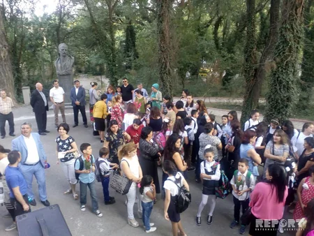 Azerbaijani-language schools in Georgia solemnly mark new academic year