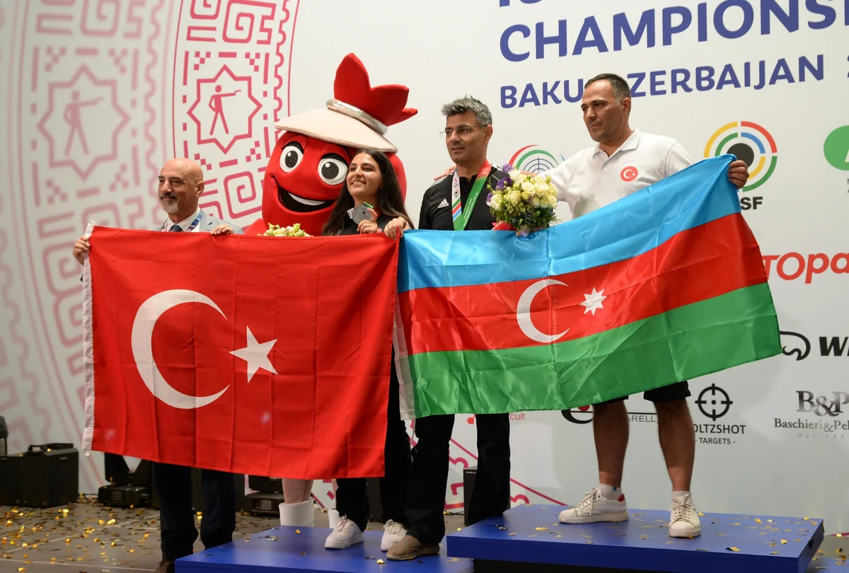 Bakıda medal qazanan türkiyəli idmançı: Bizim ürəyimiz Azərbaycanla döyünür