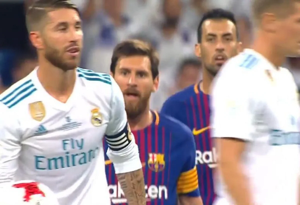 Lionel Messi İspaniya Superkuboku uğrunda oyunda Serxio Ramosu təhqir edib - VİDEO