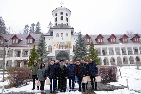 Azerbaijani delegation explores religious sites in Romania