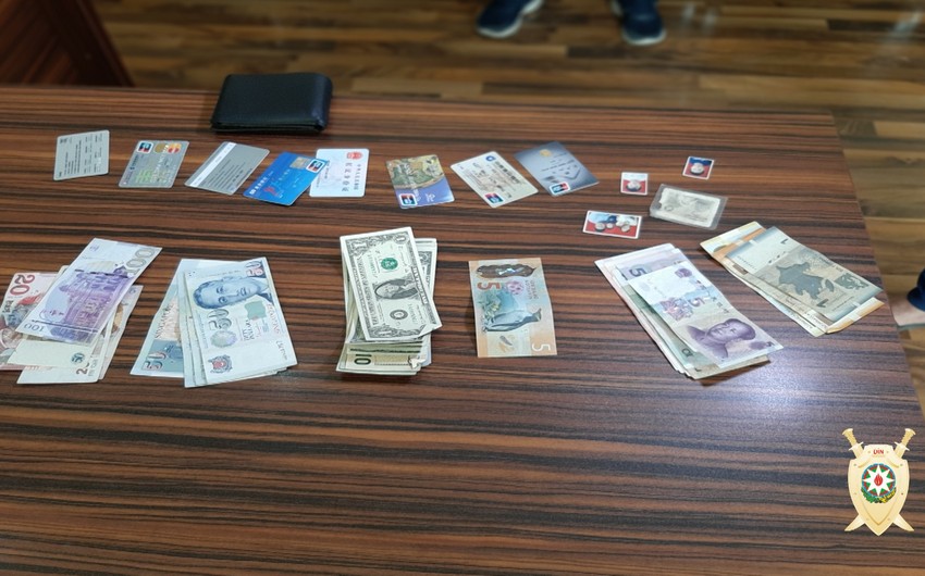 Bakıda sənədlərini və pulunu itirən Çin vətəndaşının köməyinə polislər çatıb