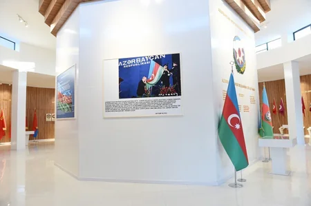 Prezident İlham Əliyev və birinci xanım Mehriban Əliyeva Şəkidə Bayraq Muzeyinin açılışında iştirak ediblər