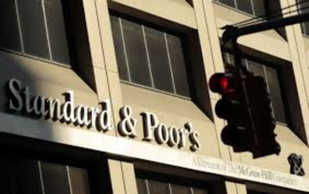 S&P понизило долгосрочные рейтинги Греции до CCC-