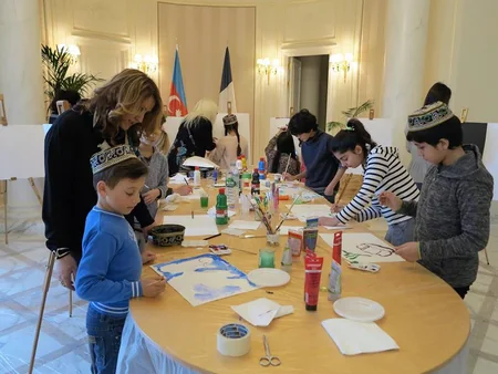 Xocalı qurbanları Parisdə yad edilib