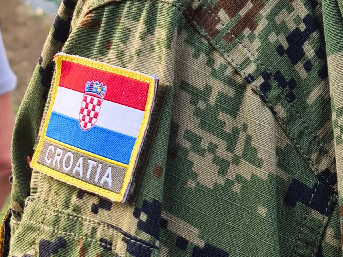 Хорватия вводит обязательную службу в армии с 1 января
