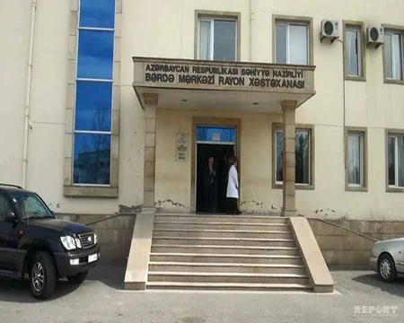 Bərdədə traktor aşdı, sürücü yaralandı - FOTO - VİDEO