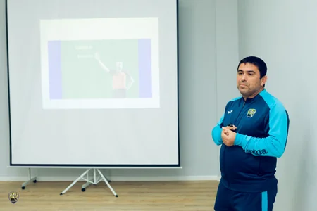 Kəpəzin futbolçuları üçün seminarlar təşkil olunub