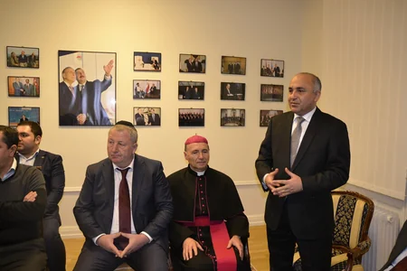 Azərbaycan nümayəndə heyəti İsveçdə diaspor təmsilçilərimizlə görüşüb