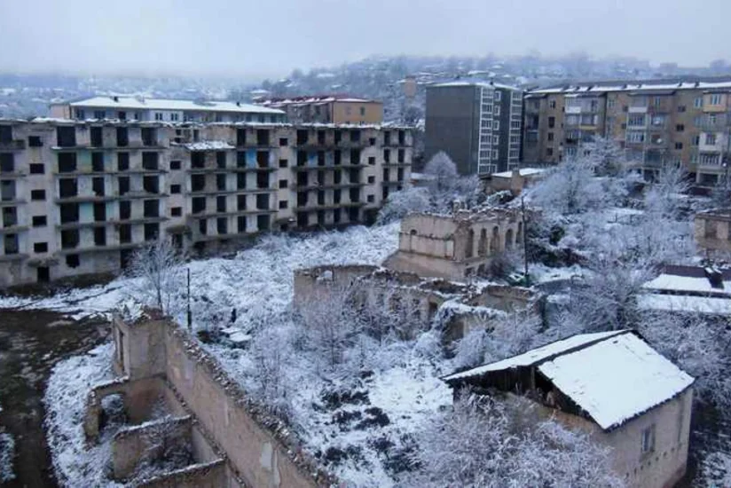 Армяне покидают регионы близкие к линии соприкосновения войск
