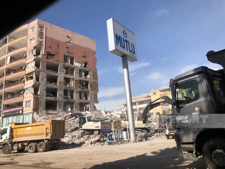 Репортаж из разрушенного землетрясением турецкого города Адыяман