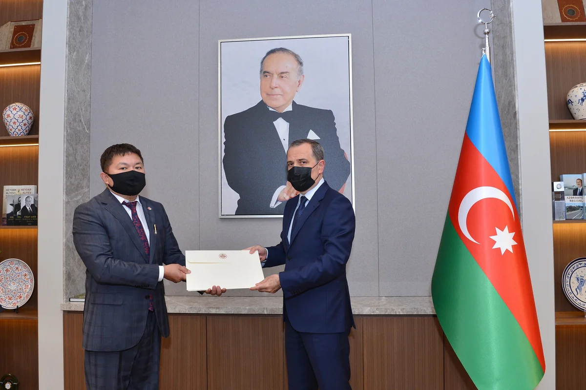 Jeyhun Bayramov meets with newly appointed Kyrgyzstan's Ambassador to Azerbaijan
