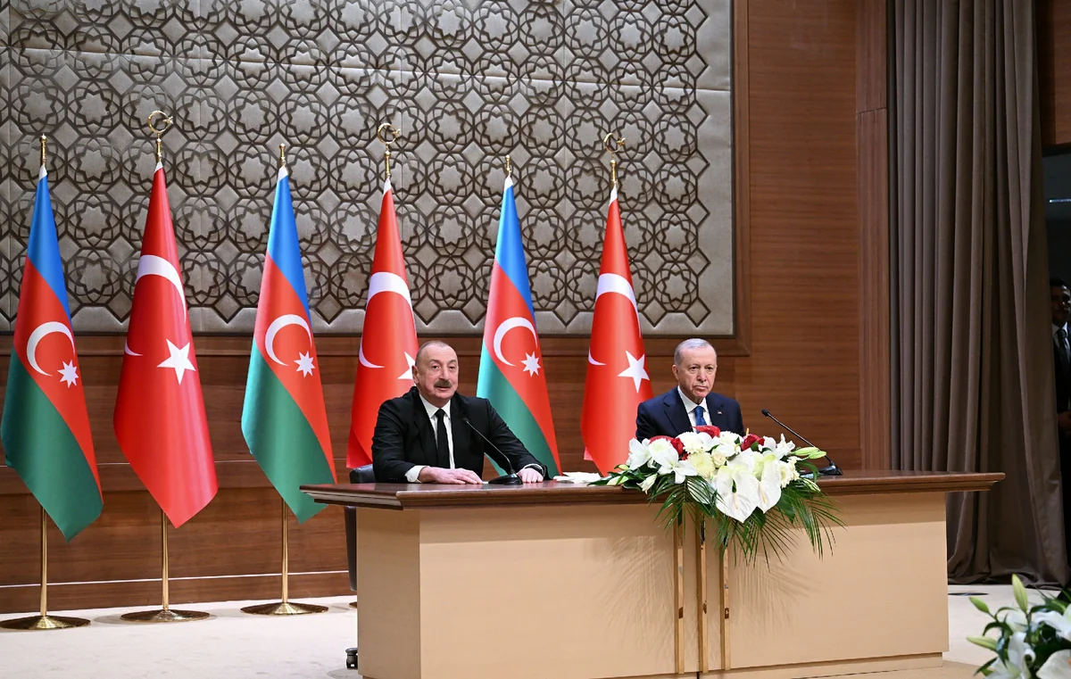 Mövcud geosiyasi reallıqlar fonunda Azərbaycan-Türkiyə münasibətləri daha da dərinləşdirilməlidir - RƏY