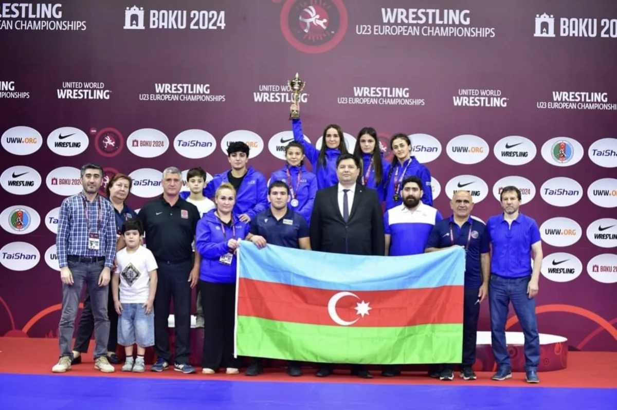 Azərbaycanın qadınlardan ibarət güləş millisi Avropa çempionatında üçüncü yerə çıxıb