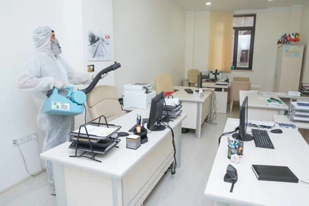 Azərbaycan Dəmir Yolları inzibati binasında dezinfeksiya işləri aparıb