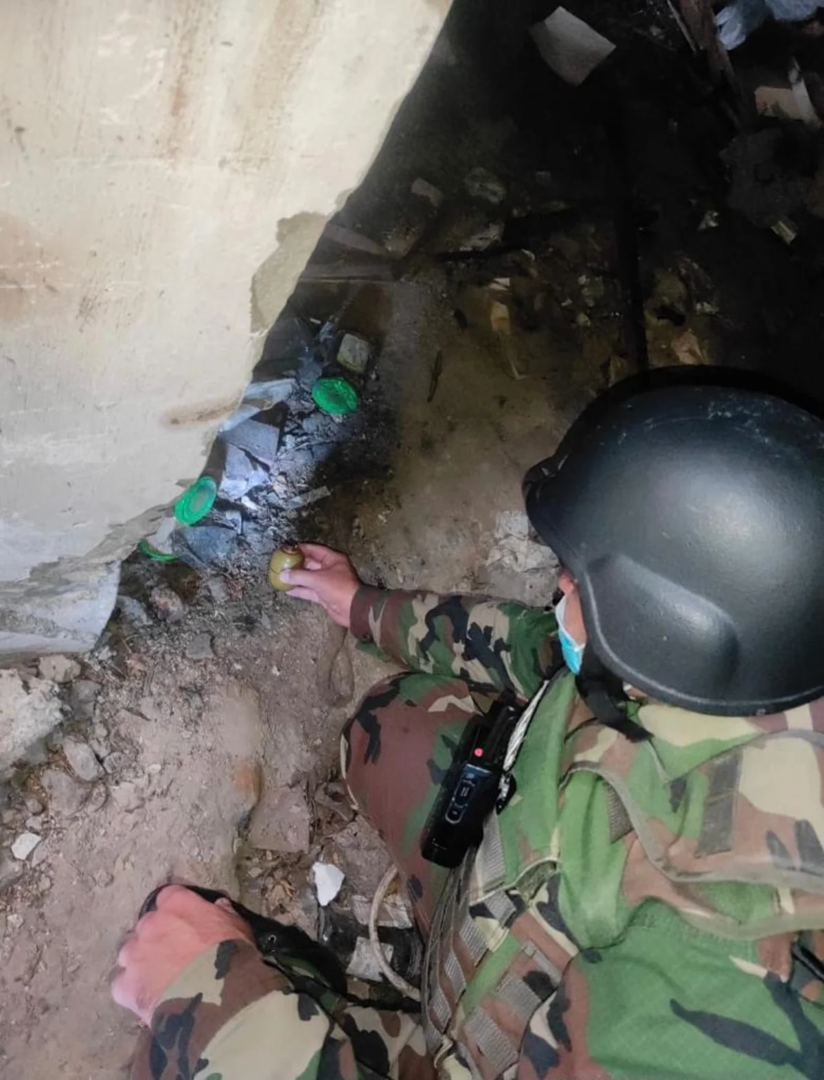 Bakının mərkəzindən qumbara tapılıb